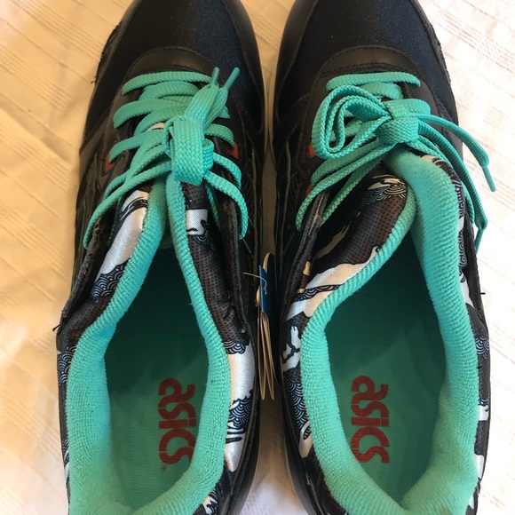 ASICS “Future Camos”… - Picture 5 of 7